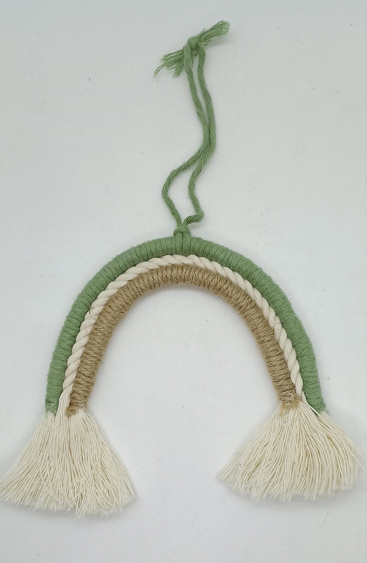 Arc-en-ciel en macramé - Fin de série à prix réduit - Décoration chambre enfant
