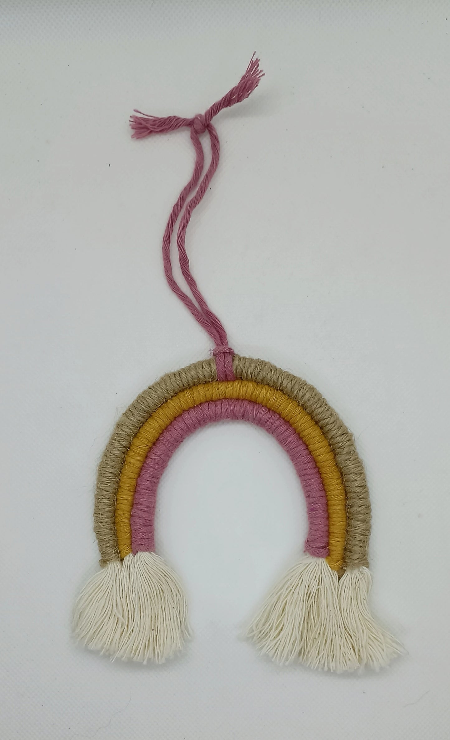 Arc-en-ciel en macramé - Fin de série à prix réduit - Décoration chambre enfant
