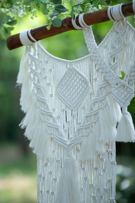 Arche bohème en macramé sur bois flotté - Location pour mariage et évènements