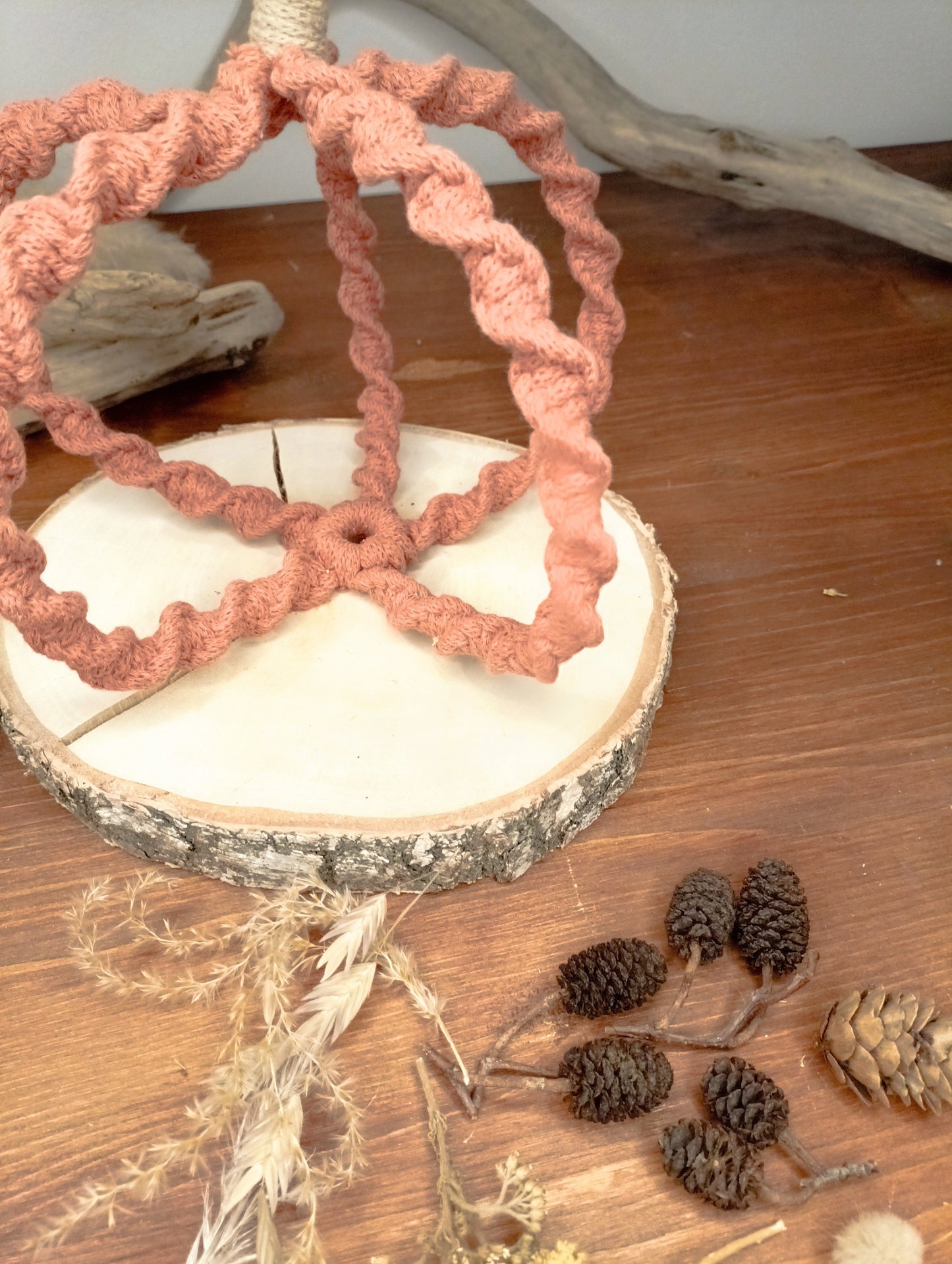 Citrouille en macramé pour composition florale - Décoration de table automnale et bohème