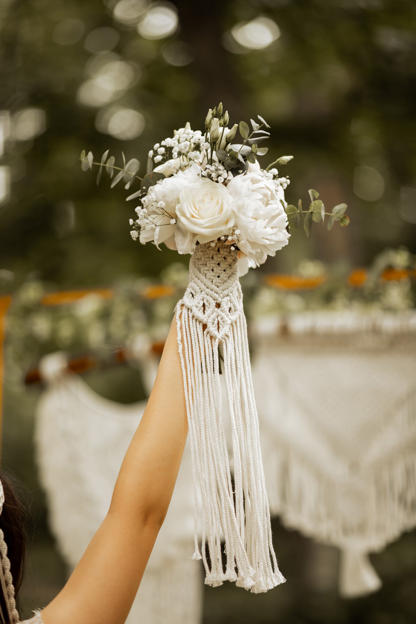 Tour de bouquet bohème en macramé - Accessoire artisanal de mariage et évènements