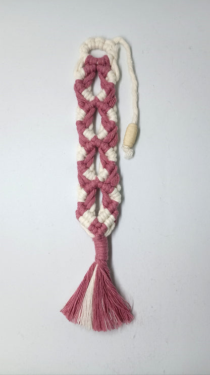 Marque-page en macramé