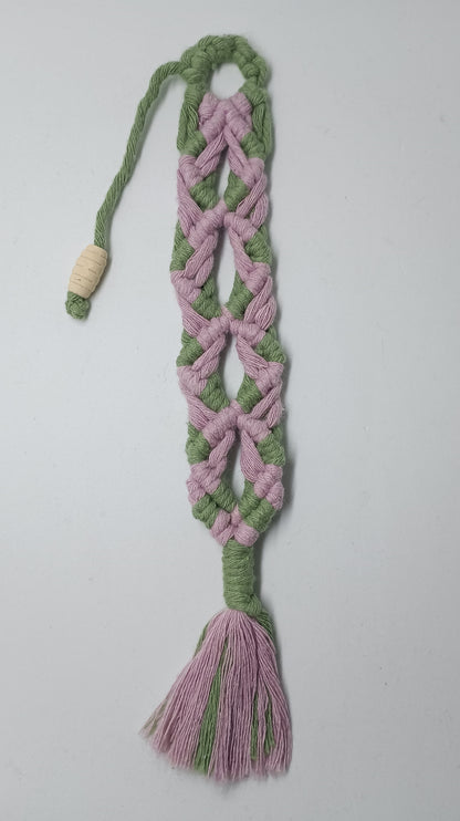 Marque-page en macramé