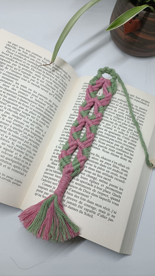 Marque-page en macramé