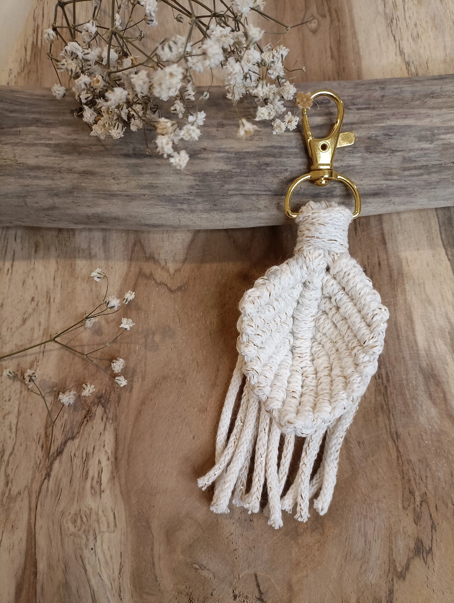 Porte-clé feuille en macramé - Un accessoire inspiré par la nature