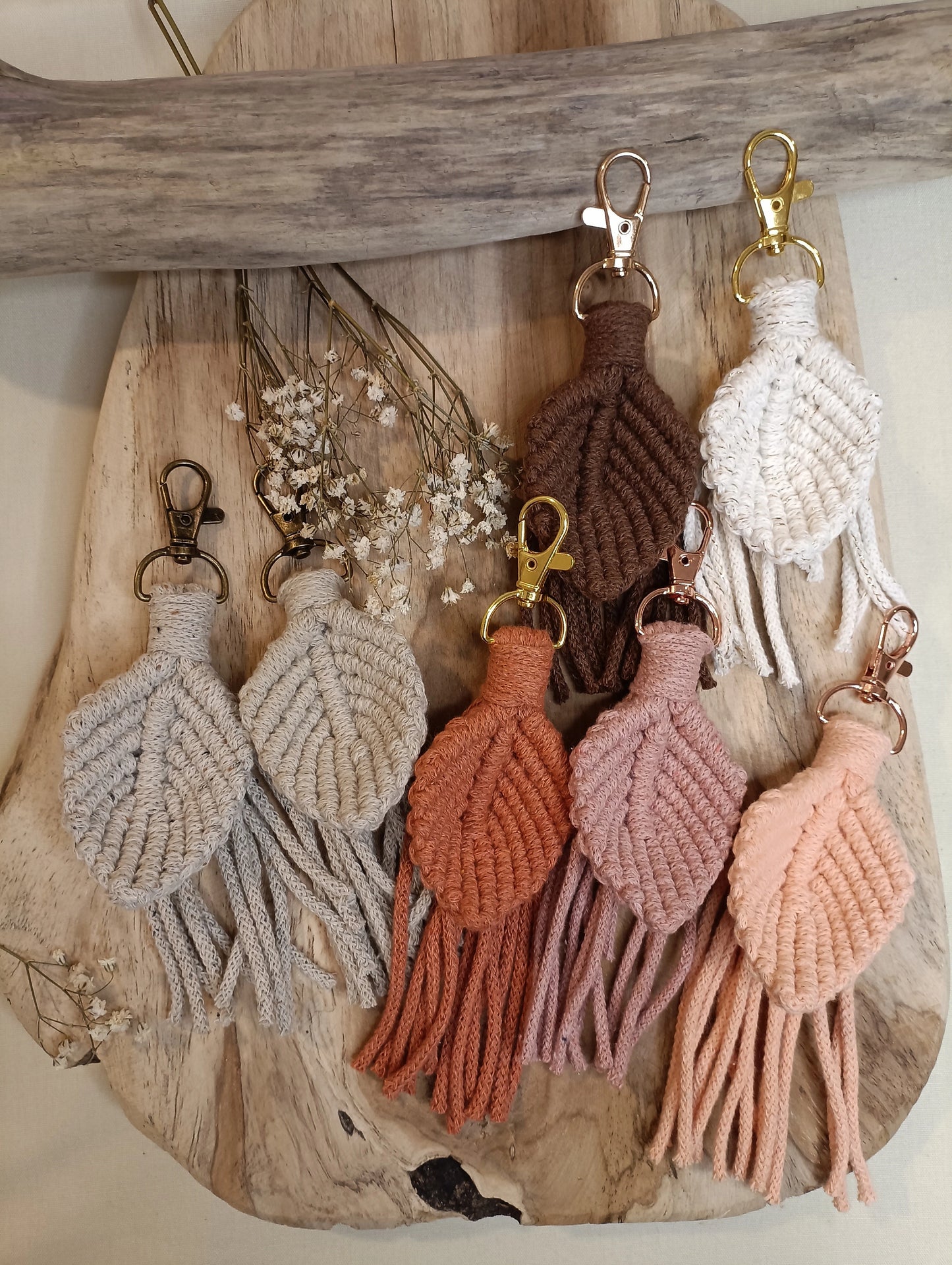 Porte-clé feuille en macramé - Un accessoire inspiré par la nature