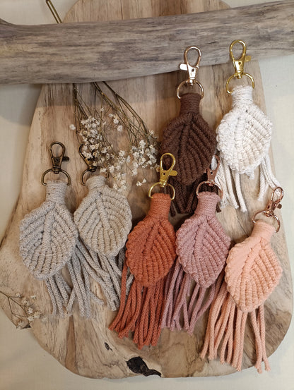 Porte-clé feuille en macramé - Un accessoire inspiré par la nature