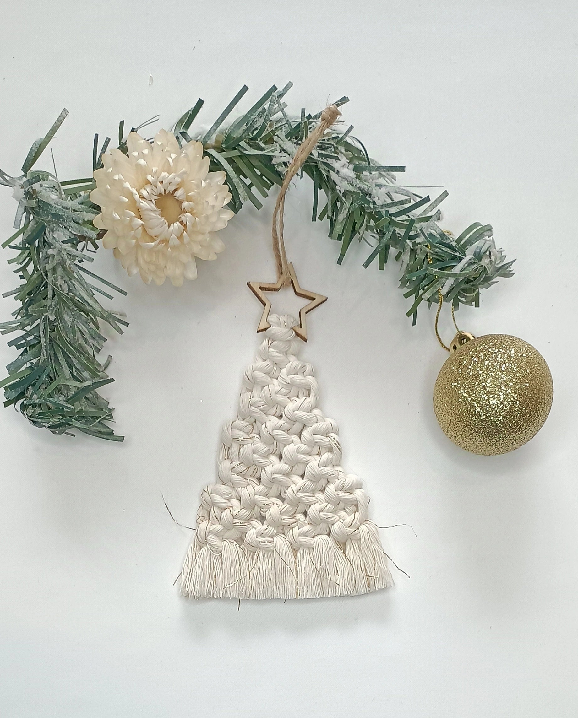 blanc-or-sapin-macrame-boheme